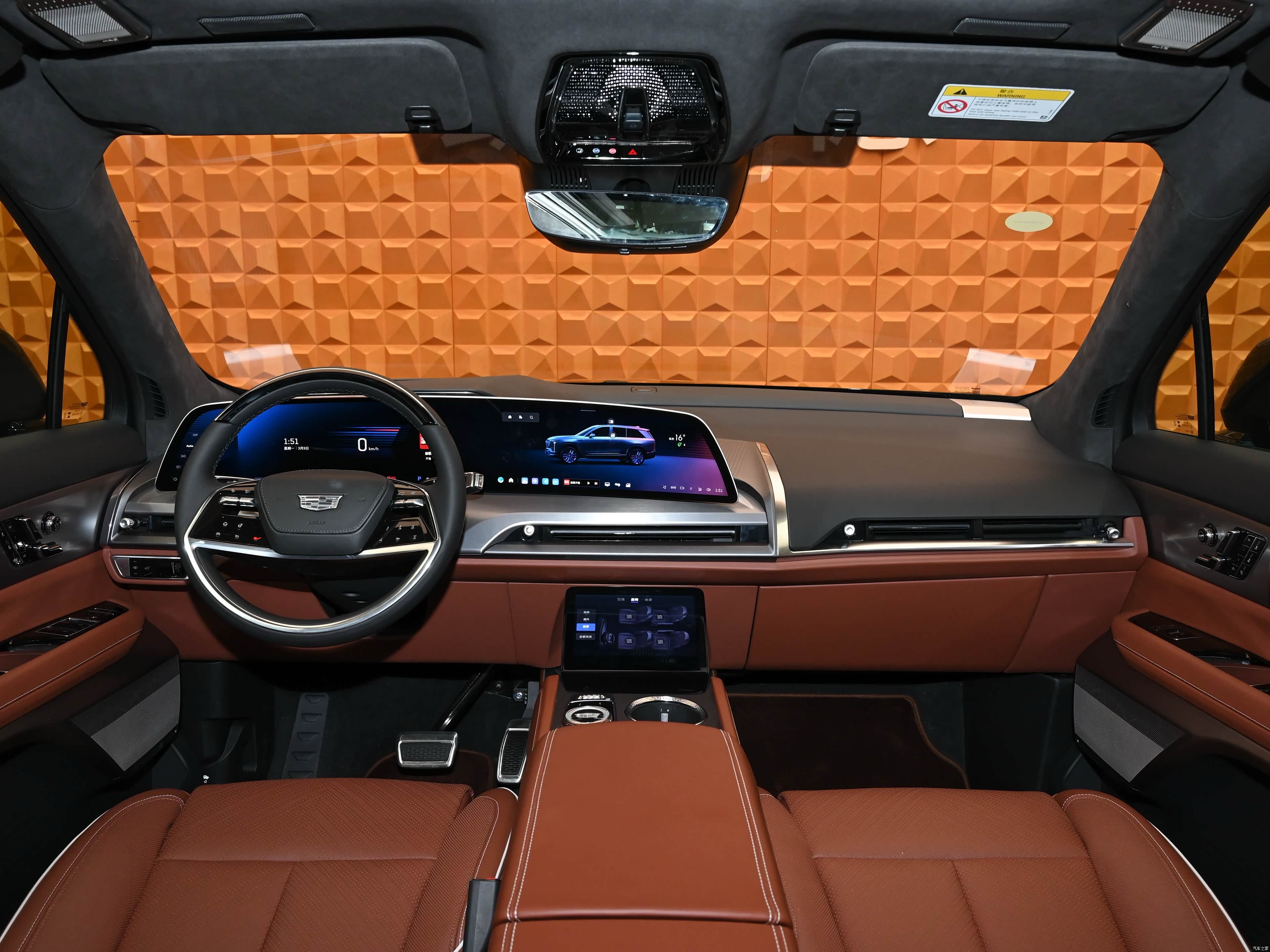 凯迪拉克凯威德内饰发布，设计如何？ 