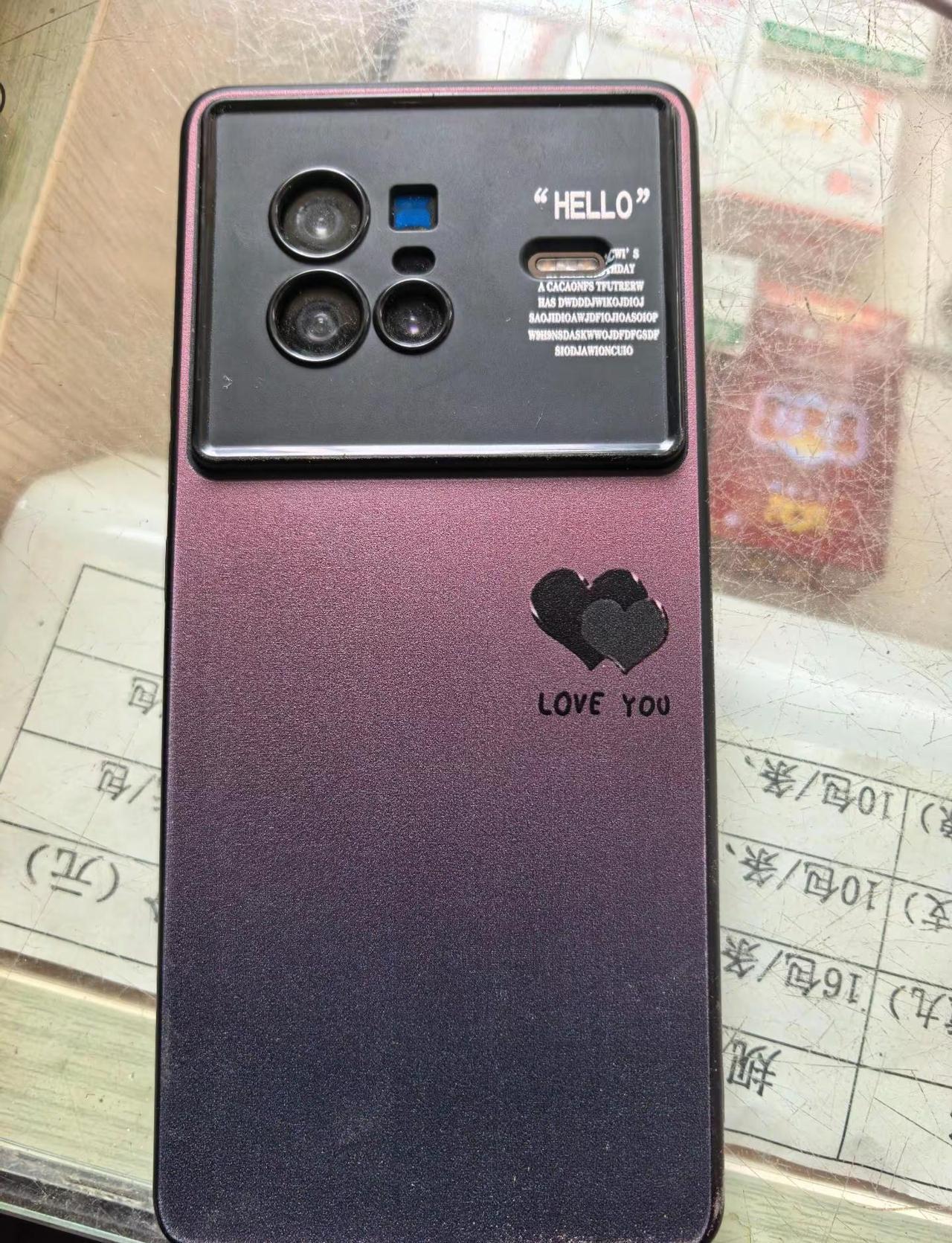 在鲁甸县人工湖沙滩边捡到的，请失主前来认领