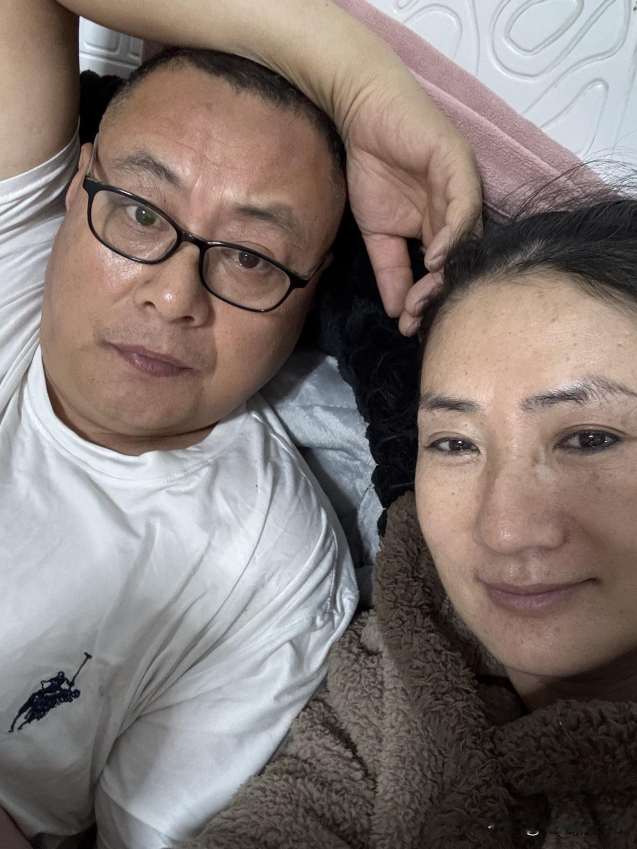 我要逐步揭发骗子的真面目。
最开始我把老杨定性为骗子，而且我都是有记录的，现在翻