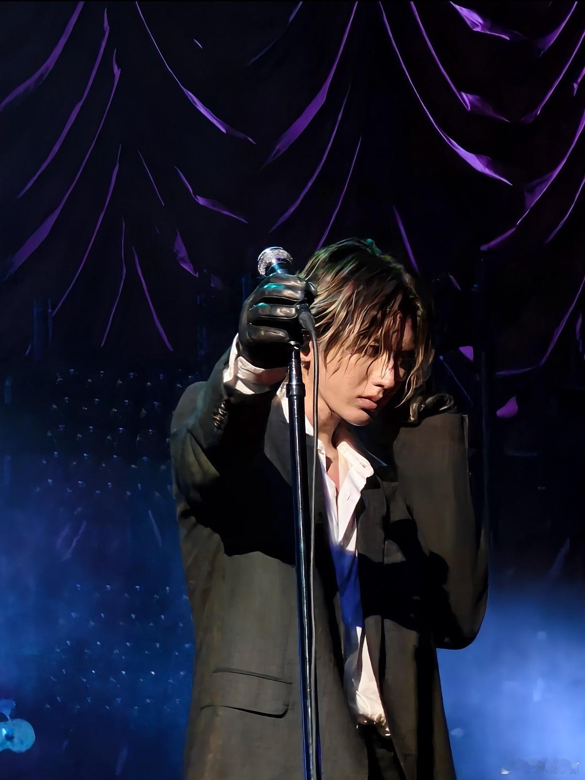 蔡徐坤音乐节压台出场 ASIATOPMUSICFESTIVAL蔡徐坤压台出场也太