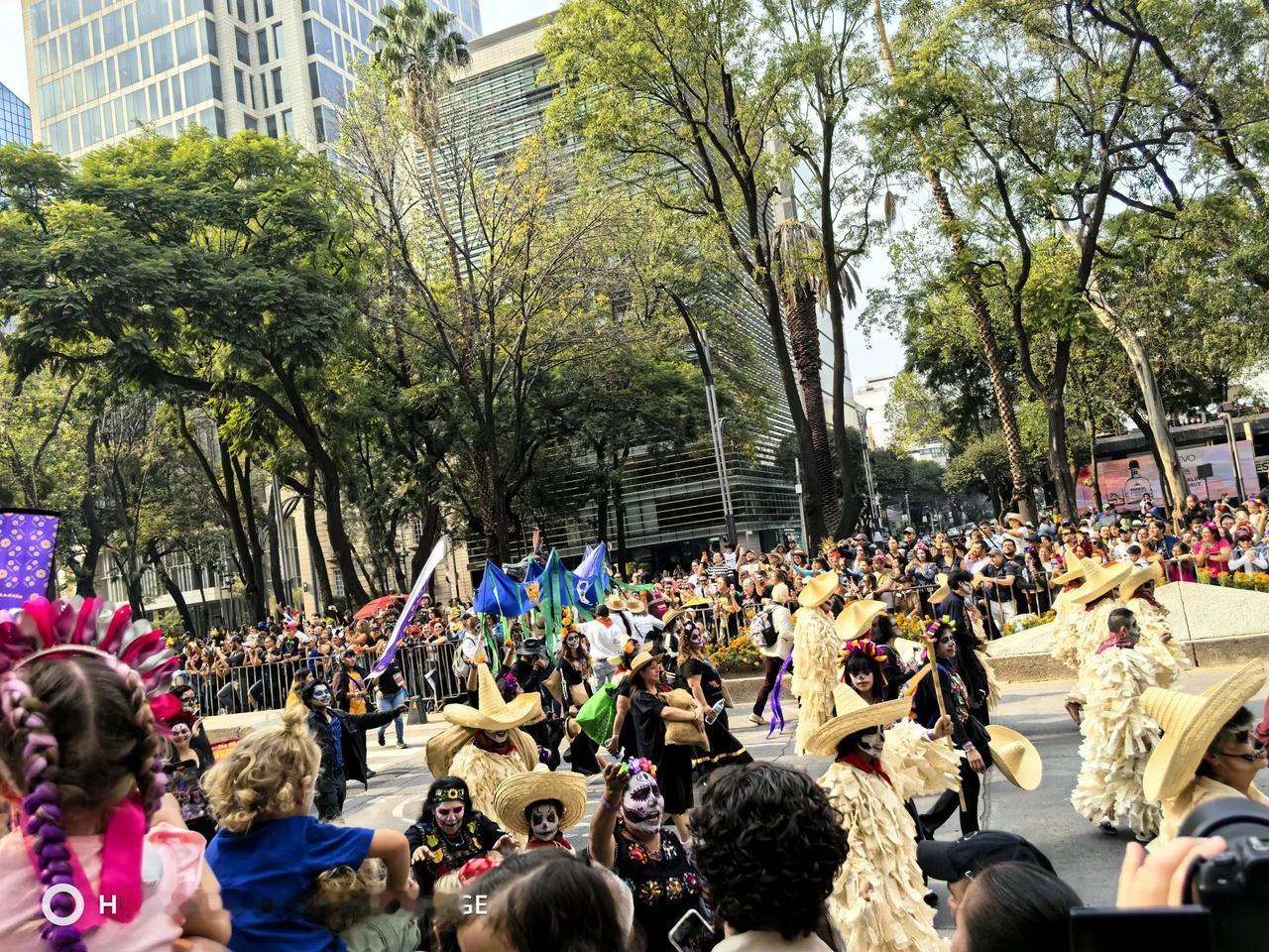 #怎样制定游玩路线最为轻松舒适呢?#
出国游这么多年来，最头疼的就是长途飞行！一