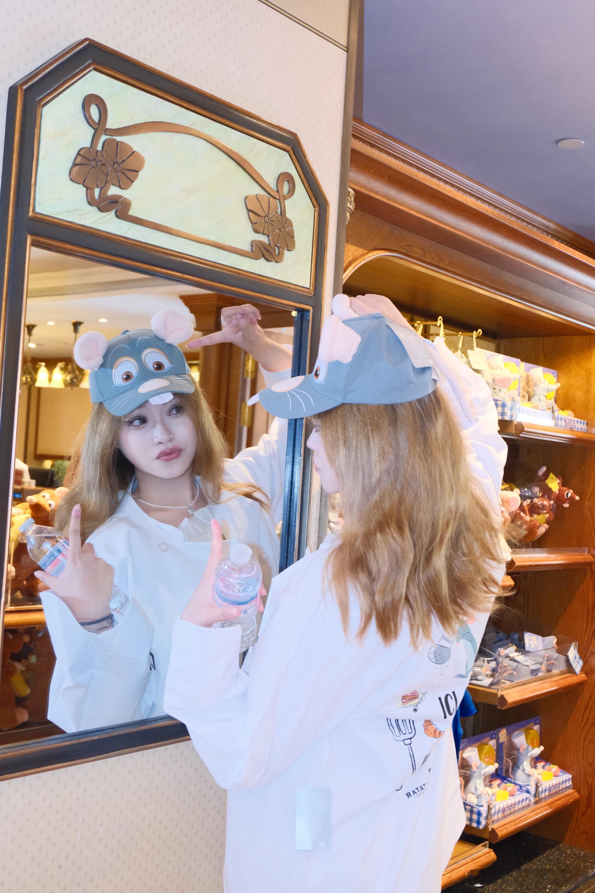🎠𝐷𝑖𝑠𝑛𝑒𝑦 𝑃𝑎𝑟𝑖𝑠🏰🫧  ​​​