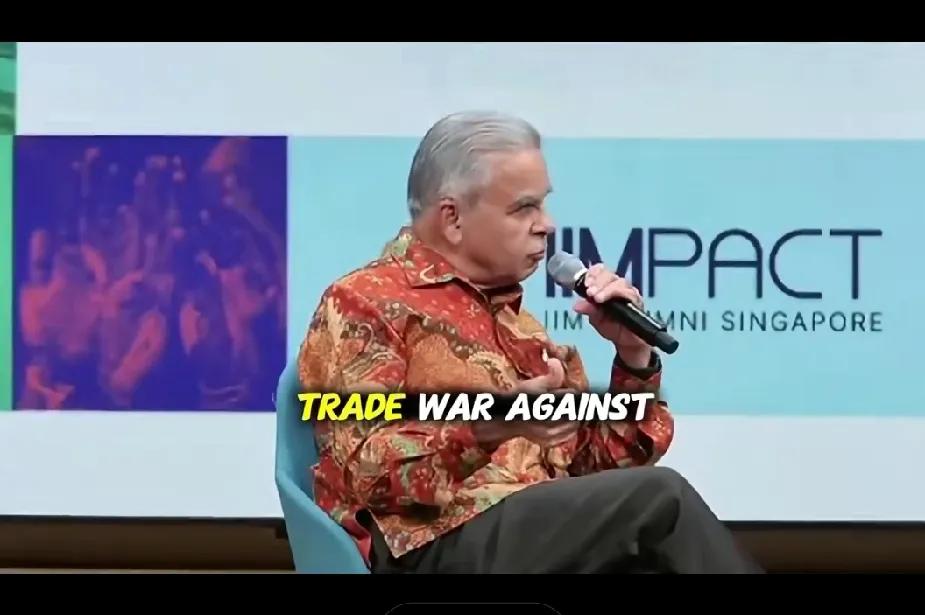 马凯硕认为，美国对中国的政策最近发生了重大转变，即从寻求征服中国，转变为“默认接