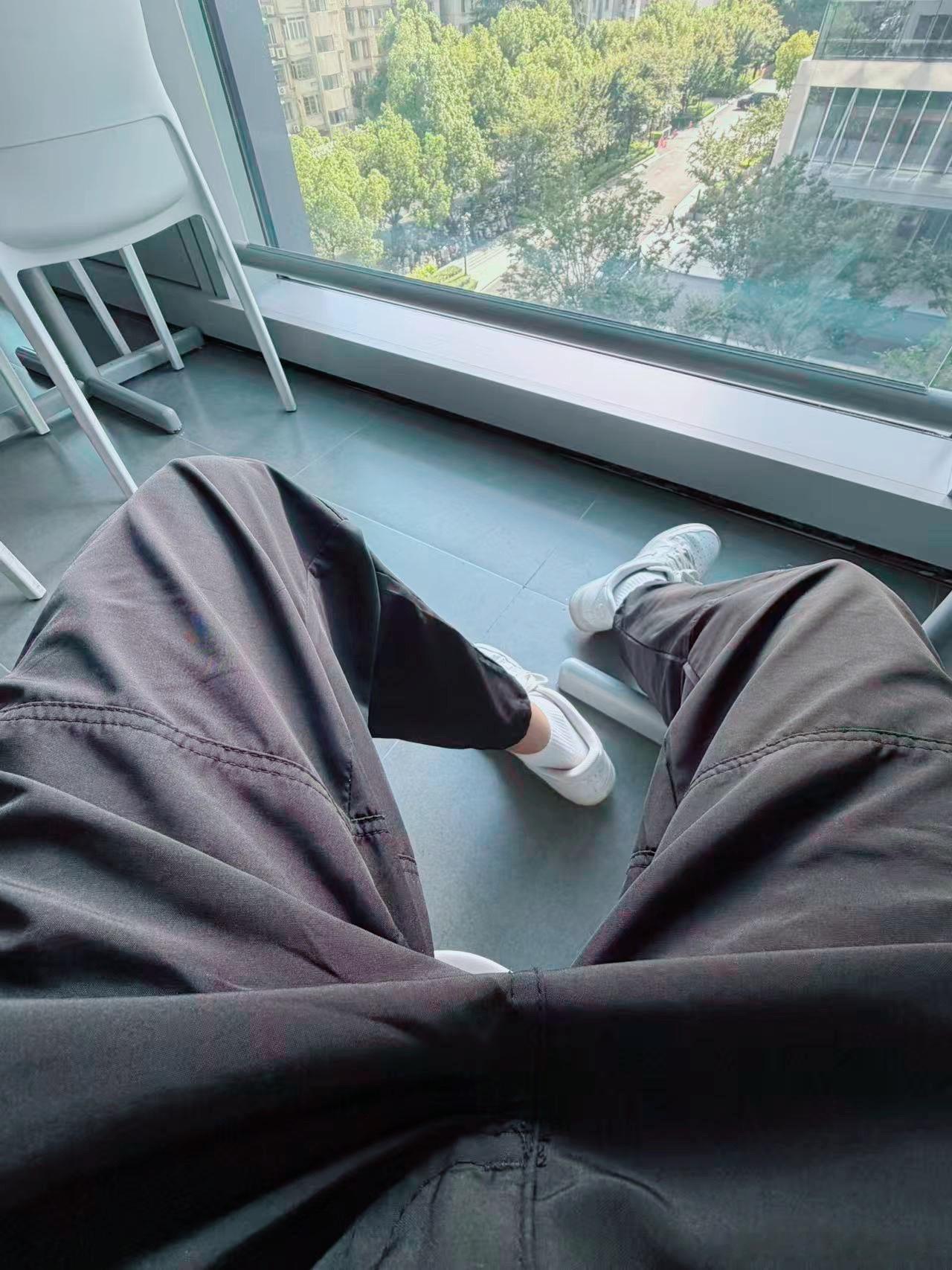 要不要一起看风景？坐我腿上