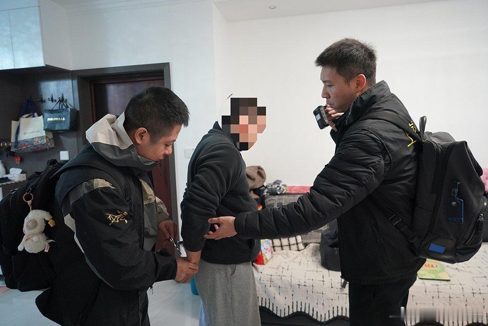 上海警方破获涉虚拟货币地下钱庄案，涉案金额近200亿元上海警方8月27日通报，近