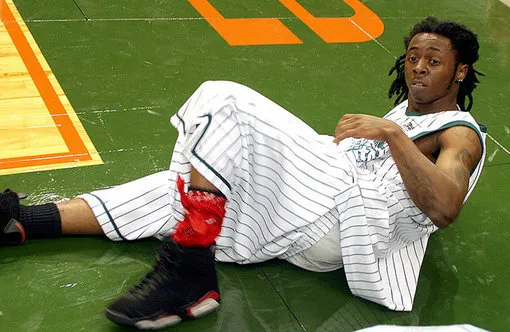 Lil Wayne - AJ6 Bred名人上脚款 鞋控的日常