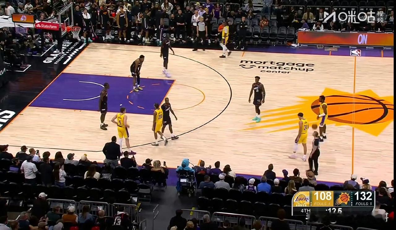 东契奇缺阵，詹姆斯独木难支，湖人客场惨败太阳！！！

在刚刚结束的一场比赛中，湖