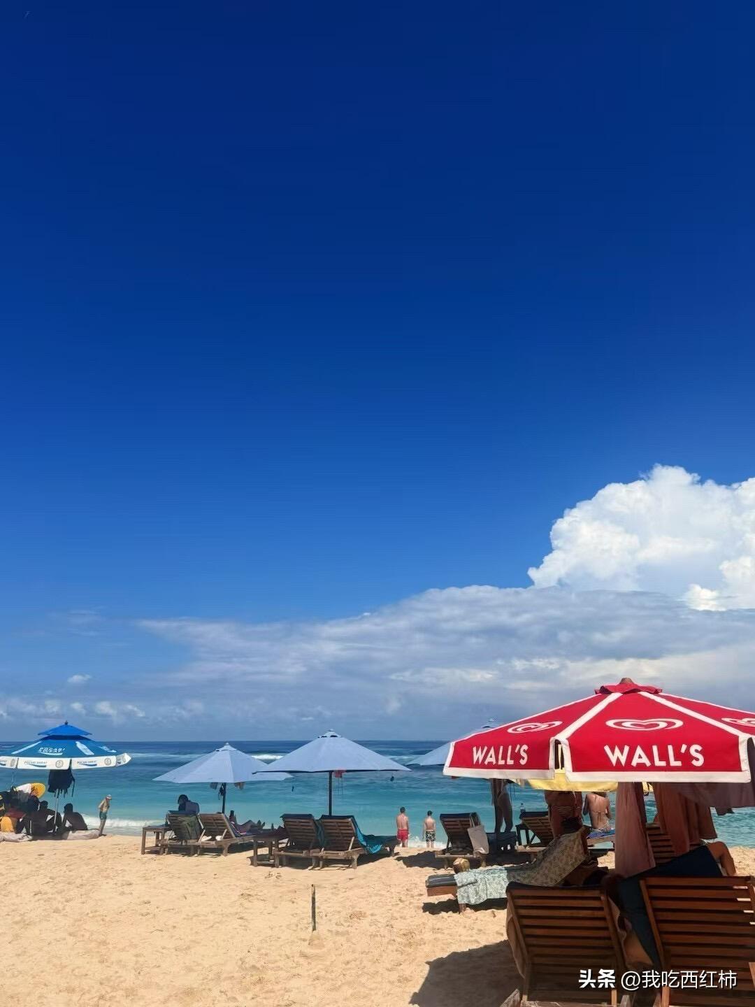 钱，真的太重要了，当你每个月稳定有8000元的收入时，你日常开销生活就没有压力