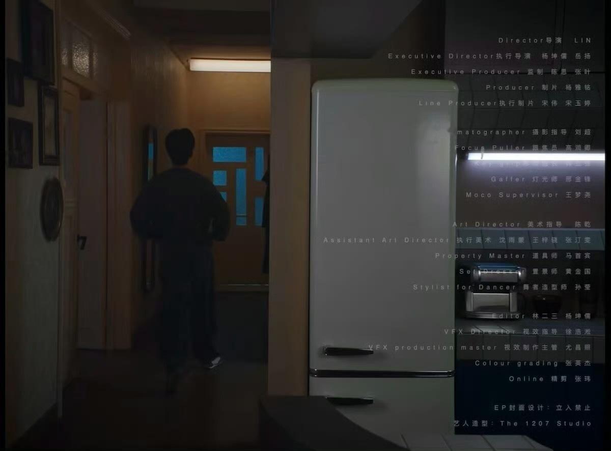 啊哈哈哈哈哈哈小赞闪身步花絮来了，咋这萌！ ​​​