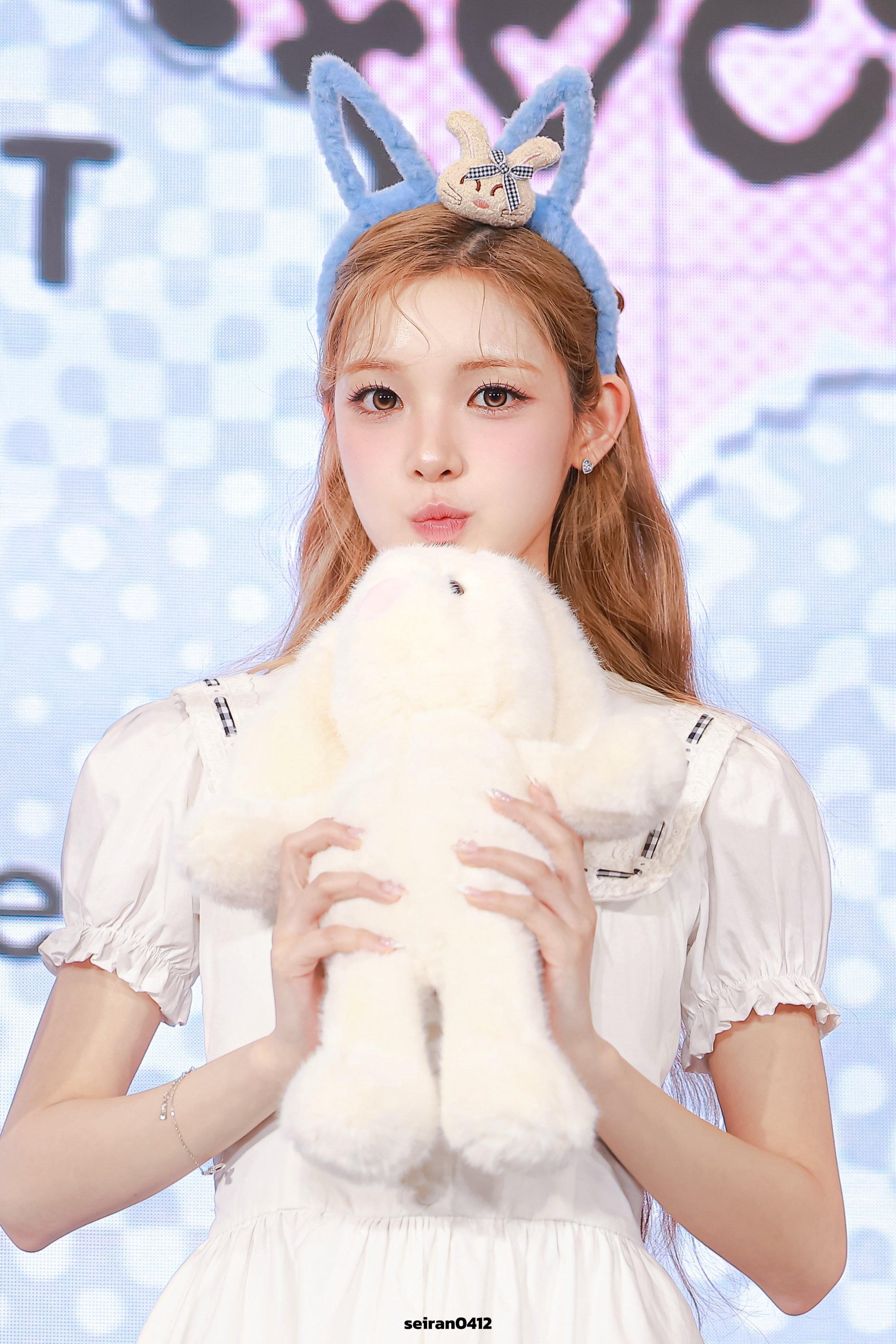 👧🏼🤏🏻.//minmozka 