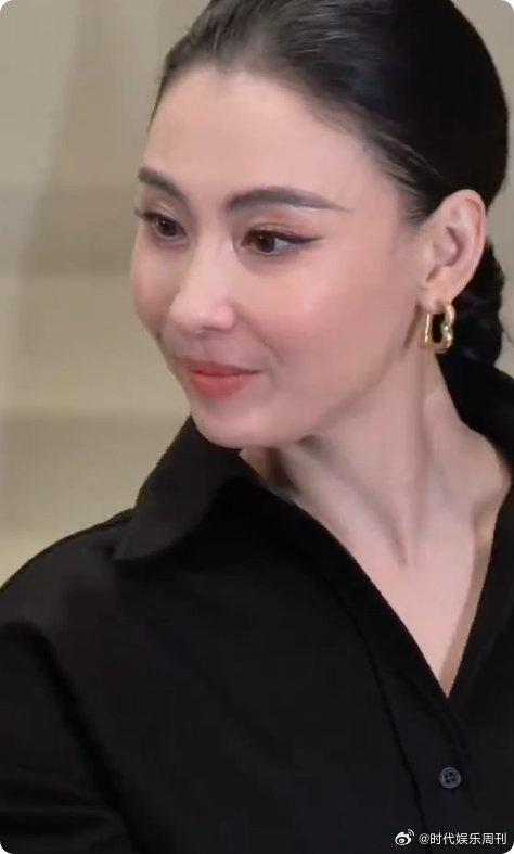 偶遇张柏芝我就这样 张柏芝这颜值真的自带高清滤镜！再糊的视频，她一回头瞬间变清晰