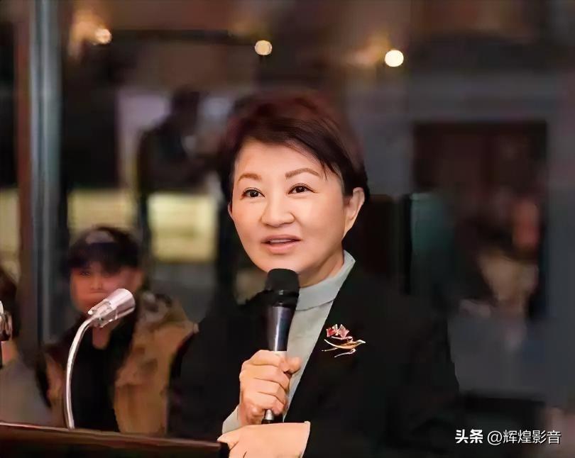 卢秀燕赴美叫嚣“备战”：用战争制造恐慌，掩盖倚美谋独真相 🇨🇳⚡️
 
3月