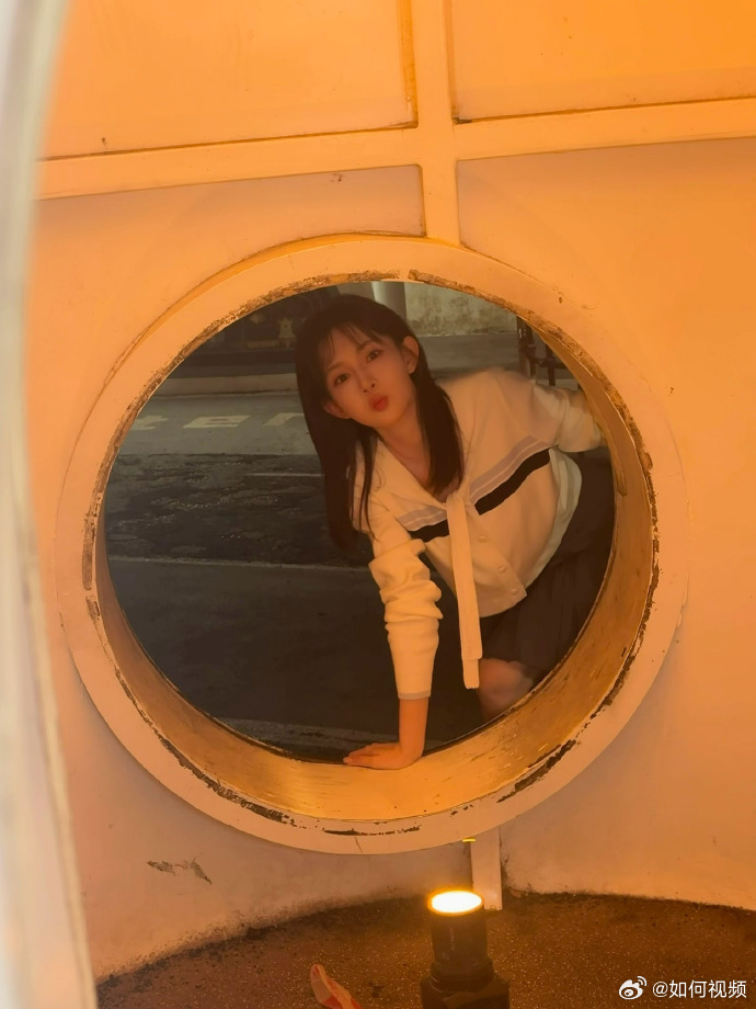 孟子义有刘海儿的郝念孟子义有刘海儿的郝念，念念做鬼脸萌成啥了孟子义做鬼脸萌成啥了