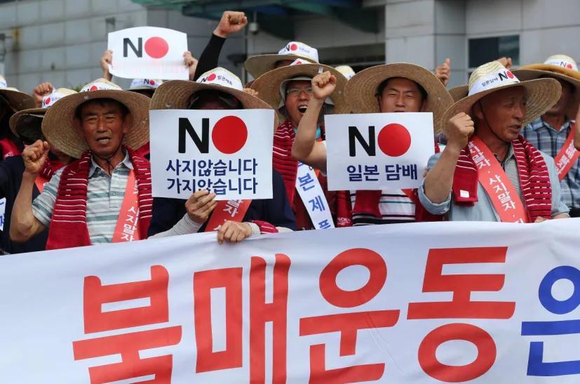 最近韩国一档时政节目里，几位嘉宾聊起中国反制日本的事儿，情绪特别激动。看到镜头里