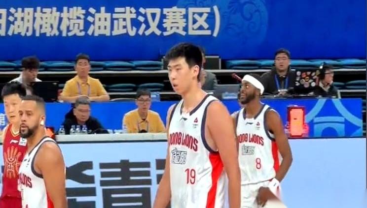 说要把徐昕送去美国练级，这操作看着挺热闹。
但我怎么瞅，都觉得根儿上的问题，不是