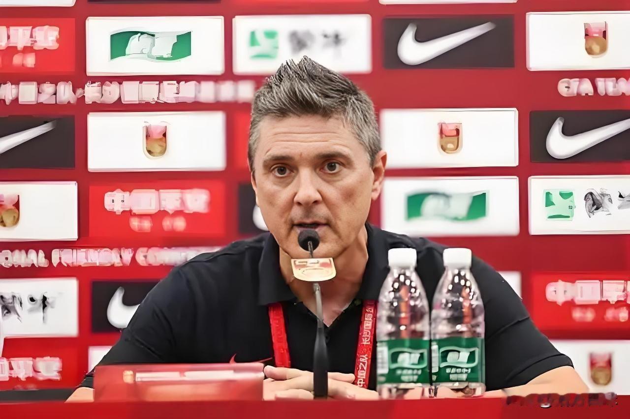 能替中国足球找回颜面，特别是昨晚刚惨败给巴勒斯坦后，安东尼能率领U-23在亚运会