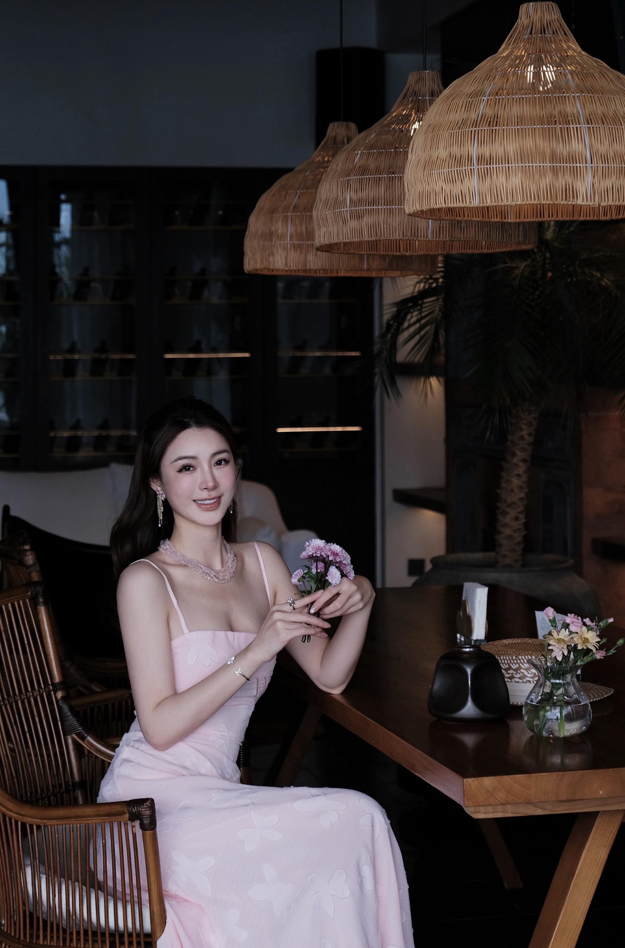 大理｜在云七毗舍，我学会了“什么都不做” 📍云七毗舍  一间让我甘愿...