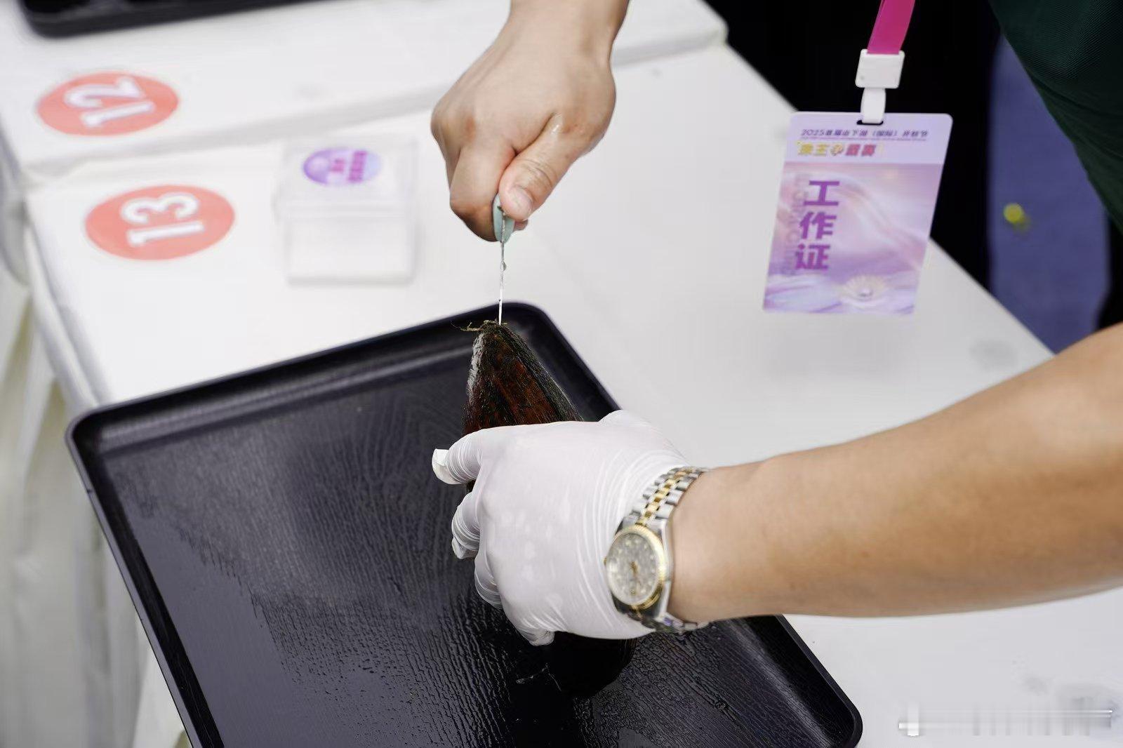 国庆在诸暨全城开蚌大狂欢诸暨开蚌节也太会了吧！“遇见最蚌的你”主题直接戳中少女心