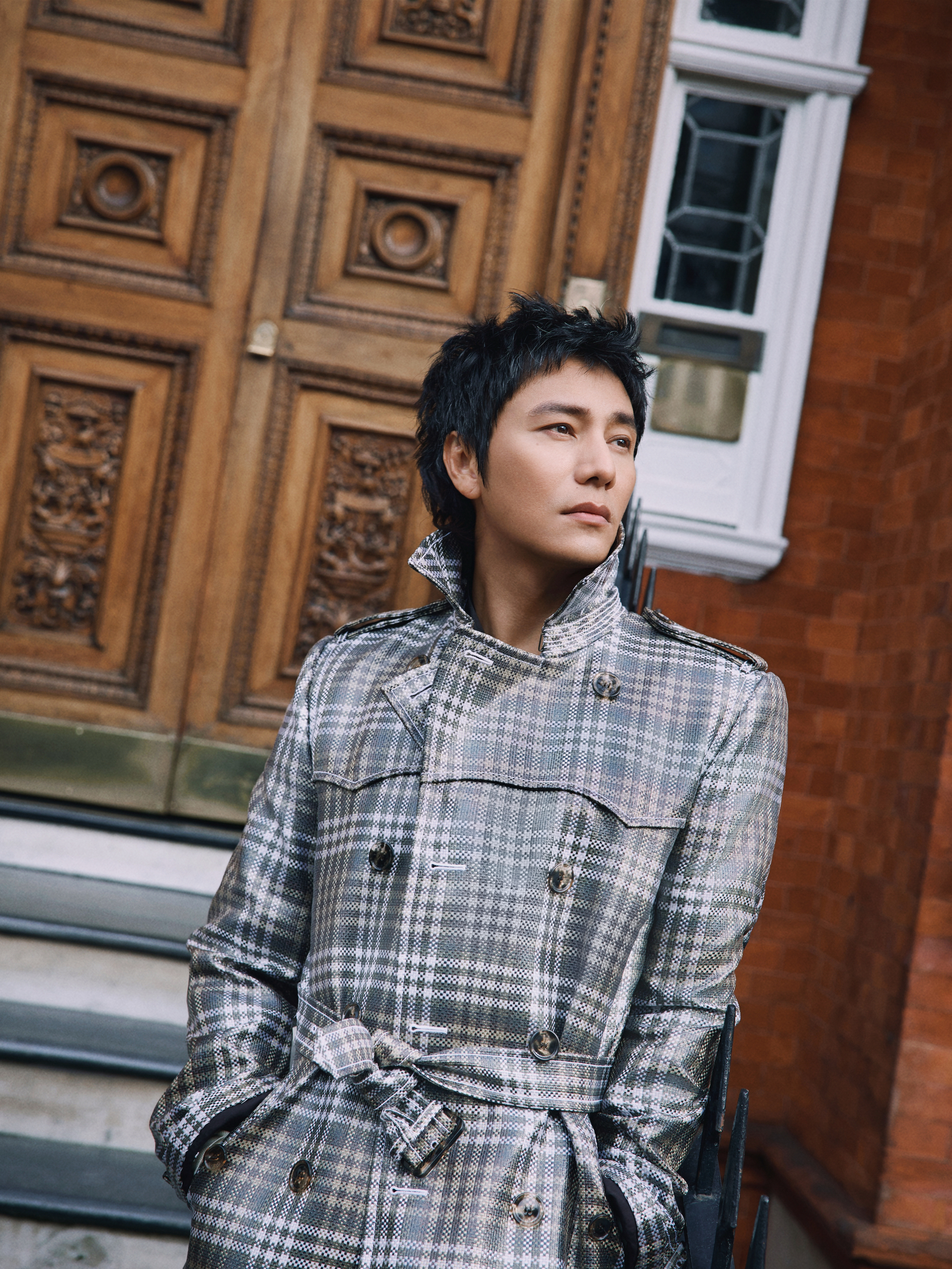 陈坤 × Burberry 2026冬季系列代言人陈坤看秀造型大片，身穿 Bur