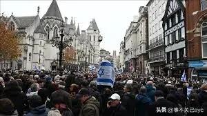 以色列对英国发出严重警告！
3月23日凌晨，伦敦北部的戈尔德斯格林，四辆属于犹太