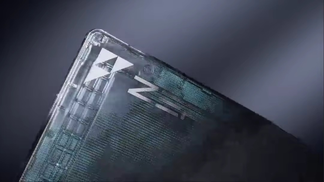 看到张雪机车拿下双冠，突然觉得雷神也有点这个意思。一个在高性能摩托赛道死磕发动机