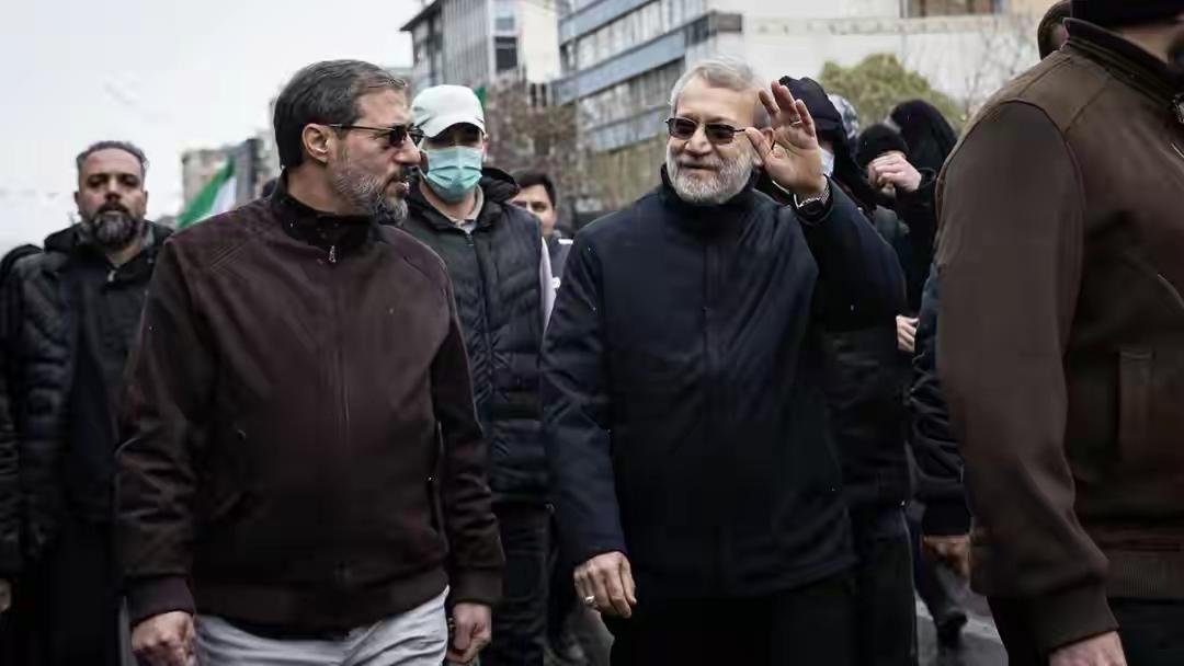 开战以来，伊朗领导层最大胆一次行动！整个中东都看呆了
 
开战至今，伊朗一直隐忍