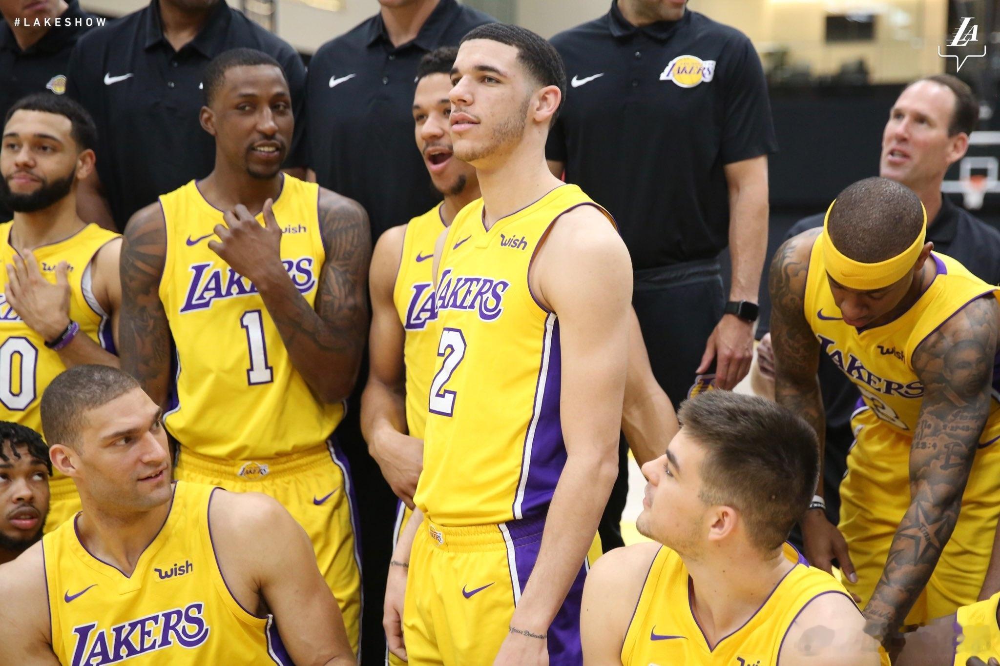 洛杉矶湖人 网友提问：这支湖人加个东契奇，能夺冠吗？东契奇第二轮票王