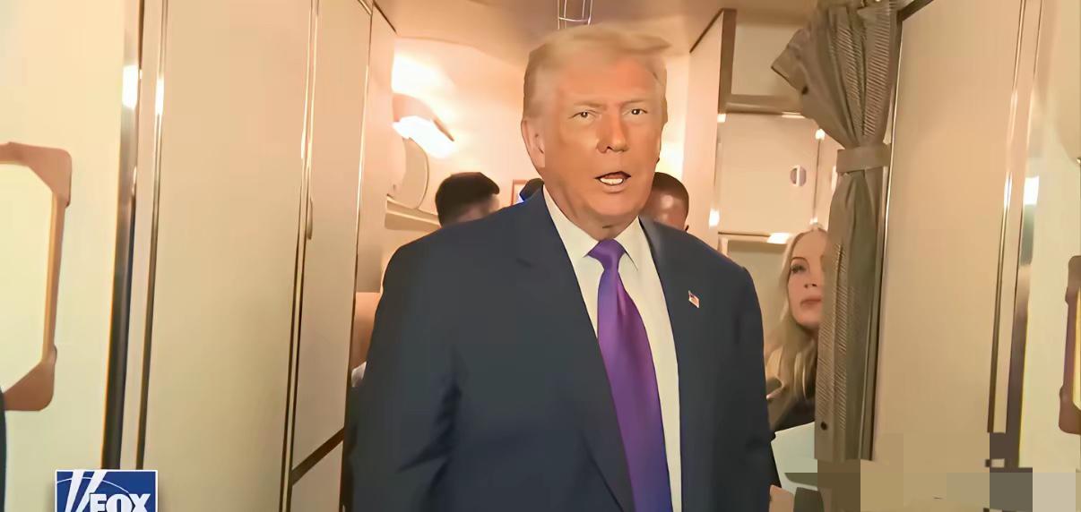 特朗普今天（2月20日）在空军一号上回答了记者提问

​记者问到台湾问题，特朗普