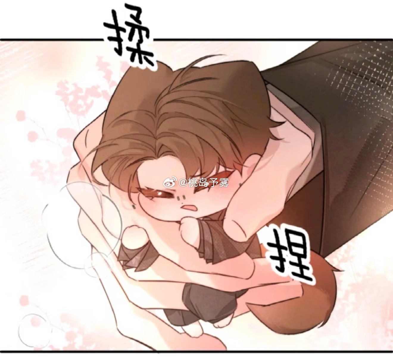 被衣服完整包裹下微微轻喘不自觉勾起的小腿，下意识缠绕的狐尾和垂在眼角的生理性泪水