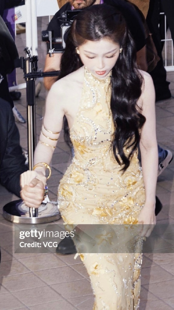 G社拍的这张很千金 