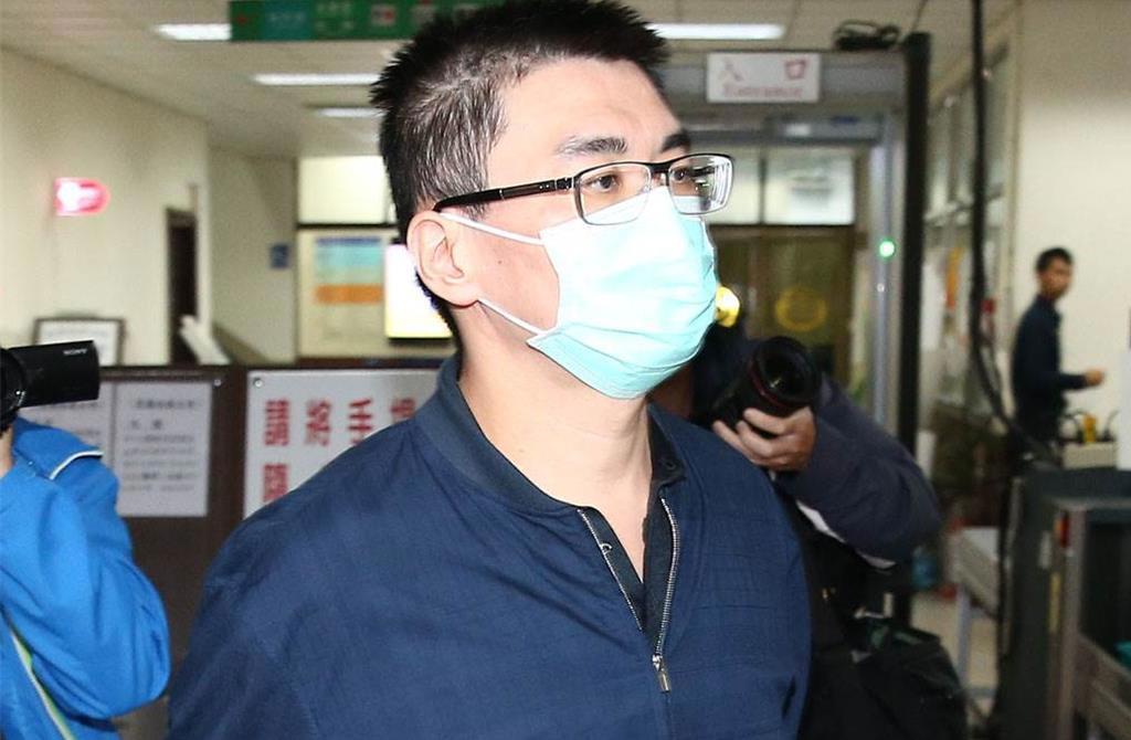 赵建铭新女友不是大学生 友曝真实年龄 辩他1举动易被误会
陈水扁女儿陈幸妤指控前