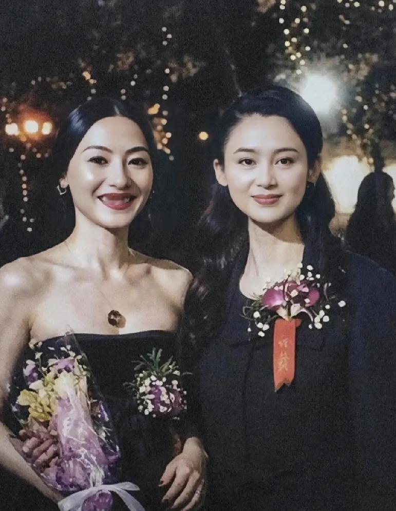 大陆第一美女可不是白叫的！
张柏芝的浓妆艳抹也比不上陈红的淡妆素颜！

以前都在