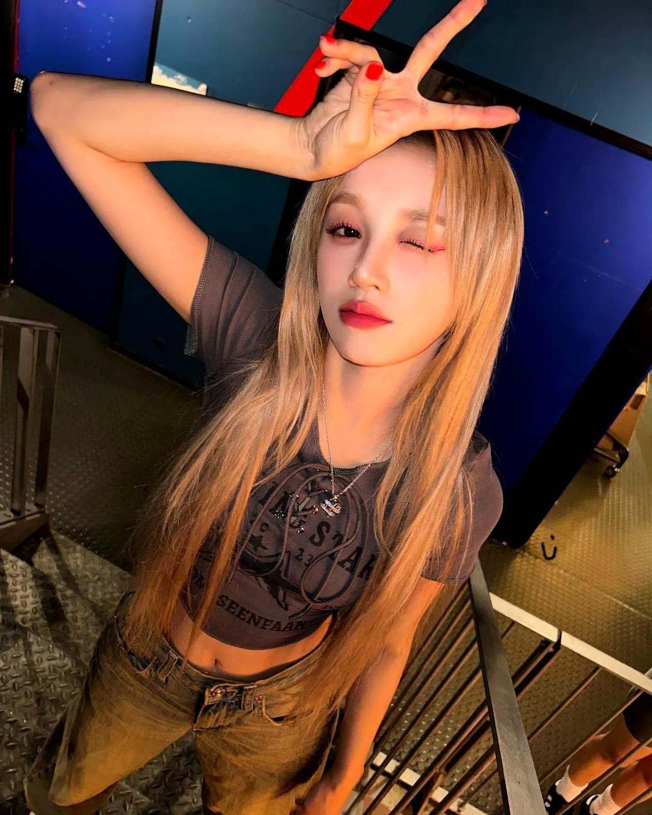 大美女雨琦[害羞]
宋雨琦 娱乐