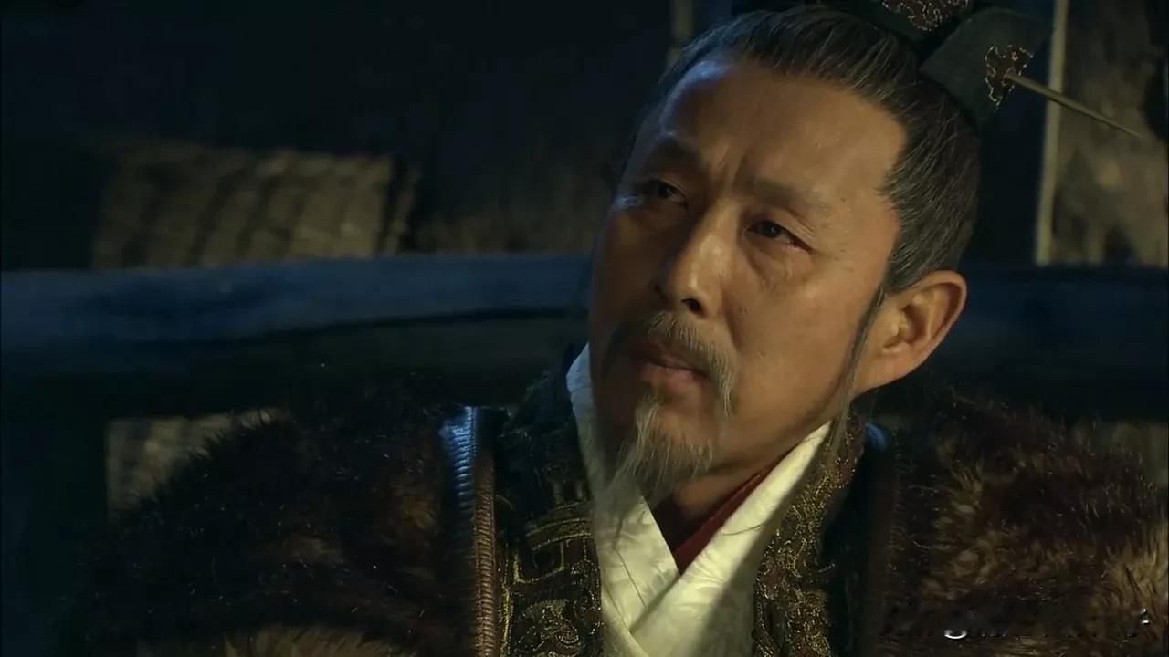 现如今有的人老是动不动就说刘邦是流氓，说项羽是英雄，而《楚汉传奇》这部电视剧里也