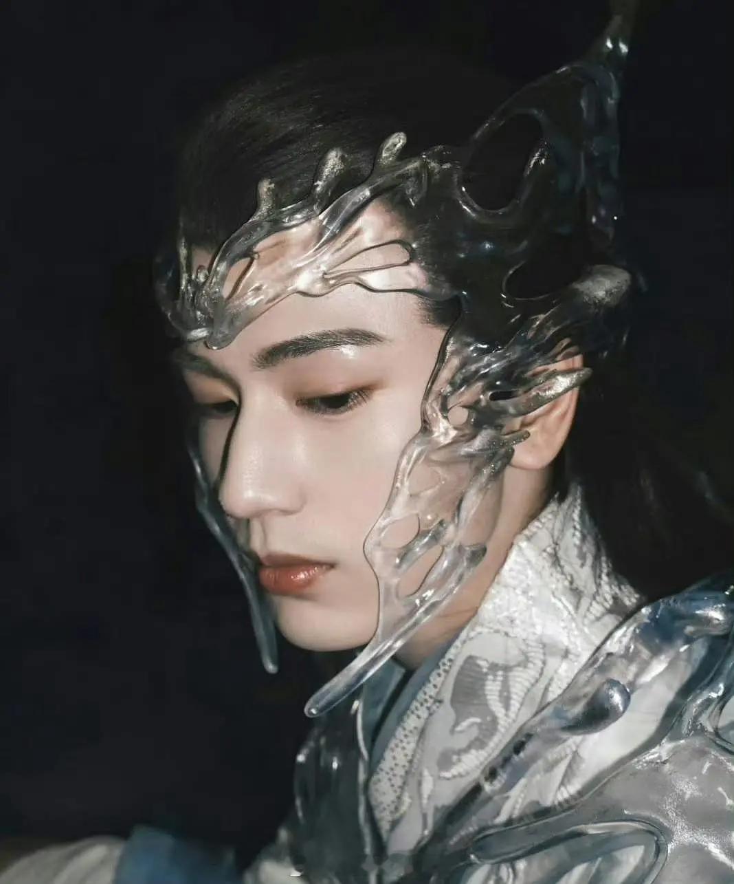 张凌赫和田栩宁这个造型算是同款造型吗？ ​​​