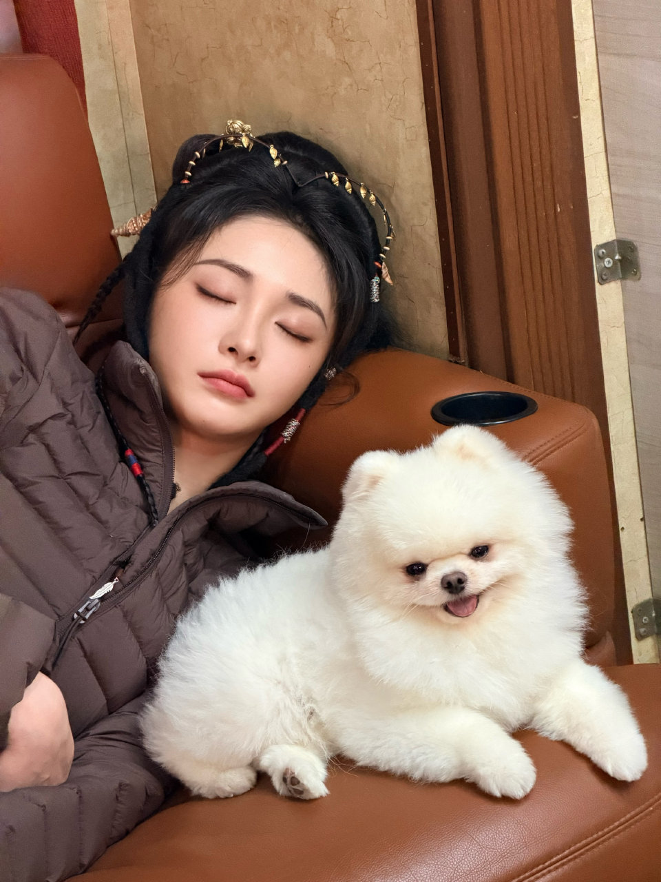 周洁琼  zjq陪周洁琼度过漫长岁月 zjq周洁琼小凤凰 心之所向，素履以往𝓦