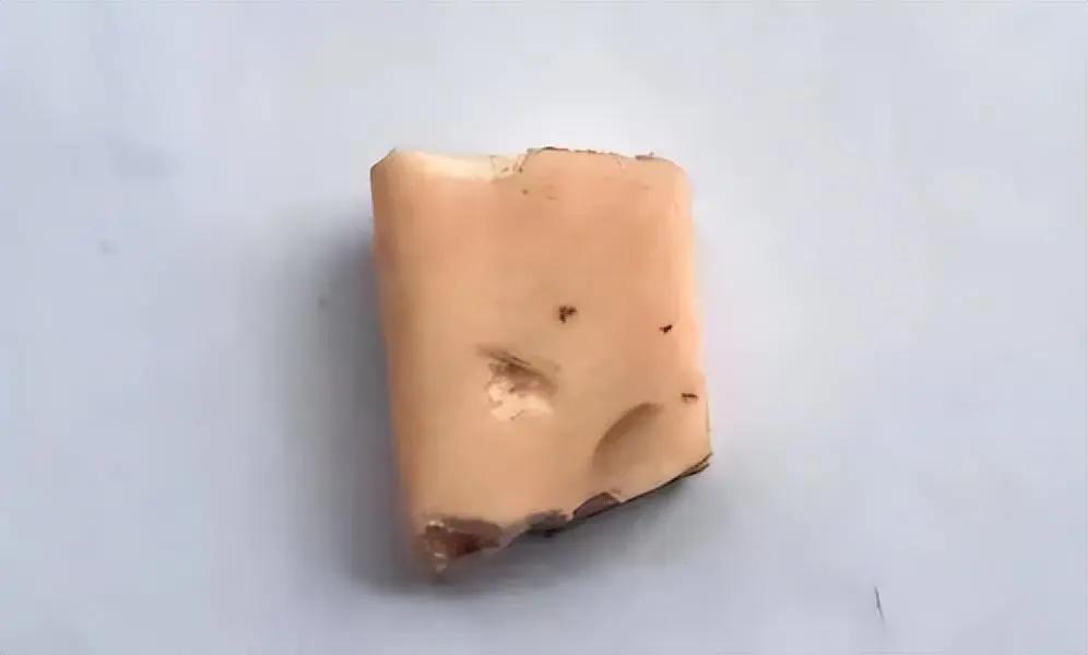 班主任透露：孩子学习状态，一块橡皮就能透露端倪，观察橡皮可知一二

孩子的文具：
