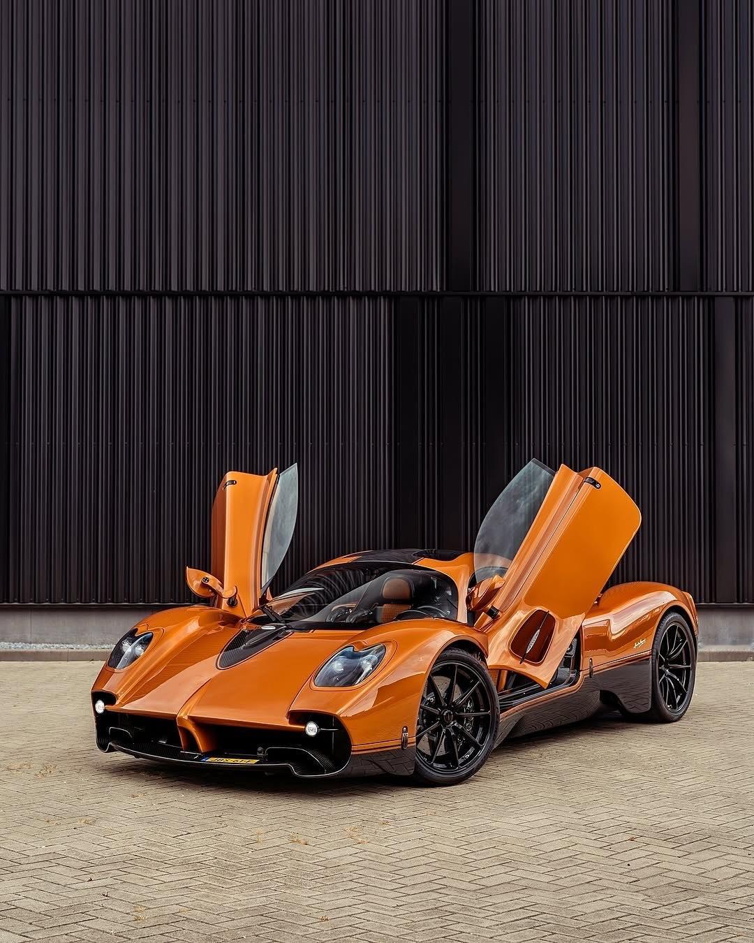铜色Rame Cobre Pagani Utopia车主 bernards_ex