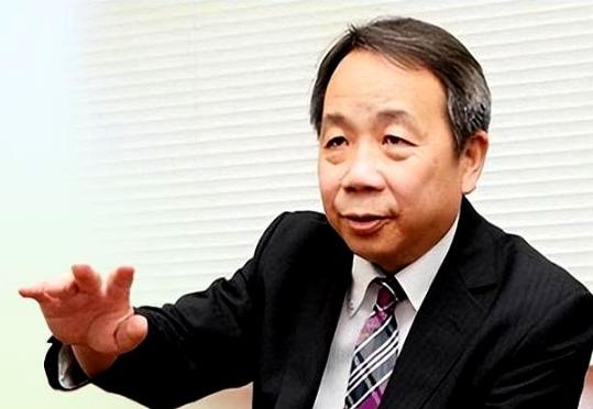 中国冻结石平全部资产
连他家人也一起“拉黑”
石平，曾是中国籍，后入日本籍。
 