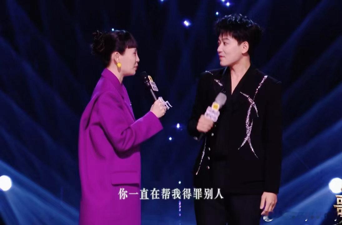 苏醒回应刘惜君淘汰 看到苏醒的发文真的很感动，他没有跟着煽情，而是客观肯定了君妹