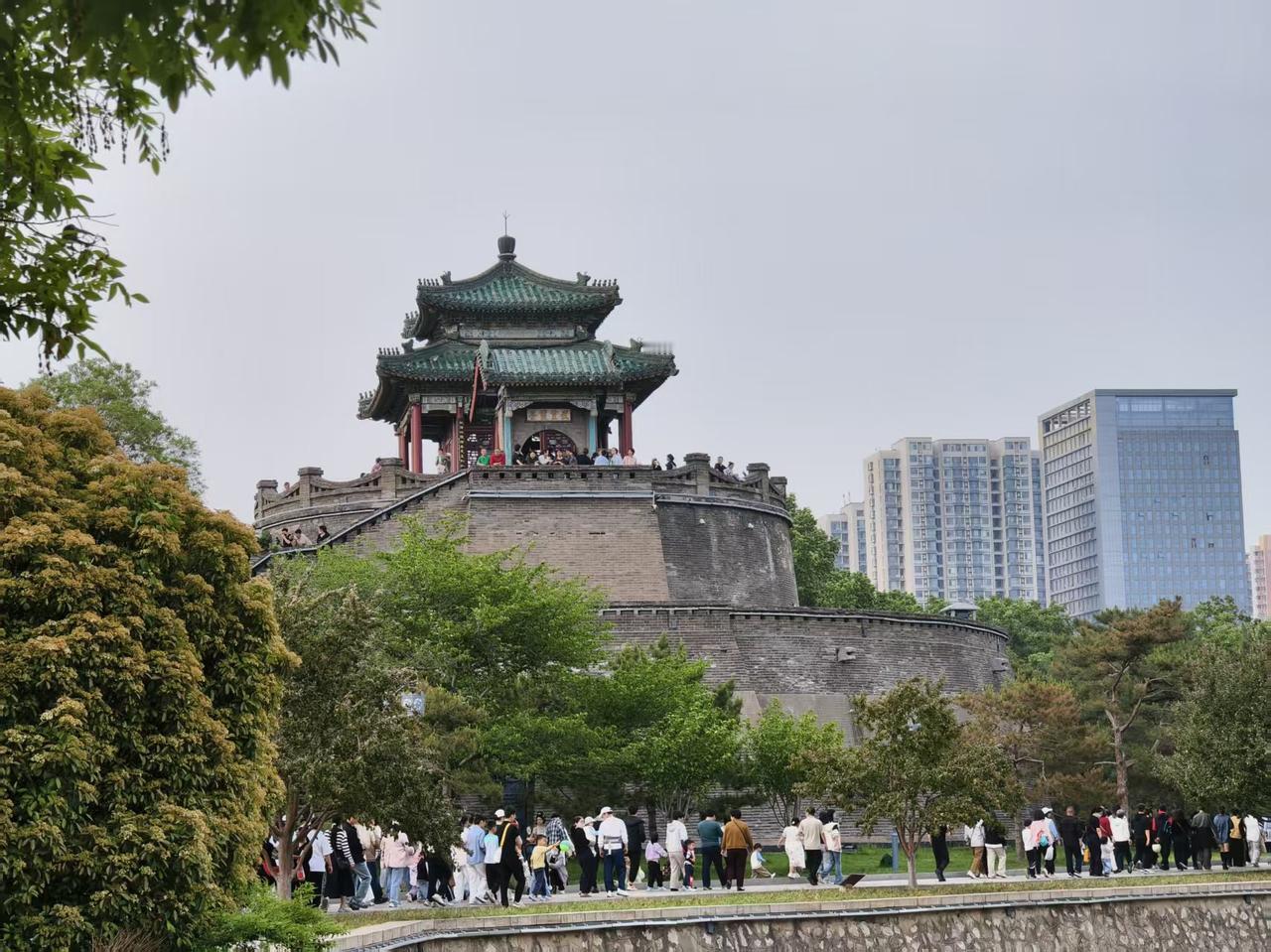 邯郸，中国历史文化名城，一个三千多年都没有改名的城市，三千多条的成语出处，厚重的