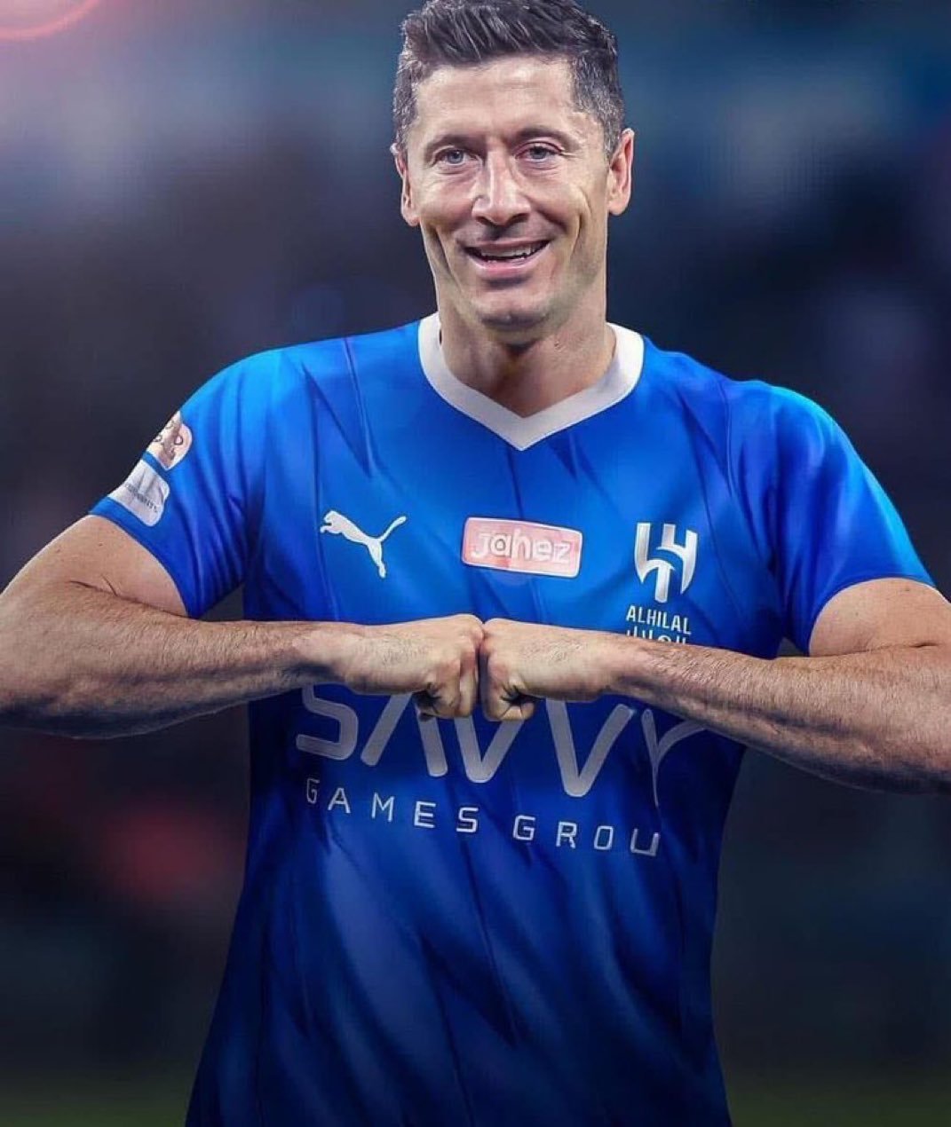 世体：沙特阿拉伯可能再次出手争夺莱万多夫斯基🇸🇦 尽管莱万多夫斯基去年夏天拒