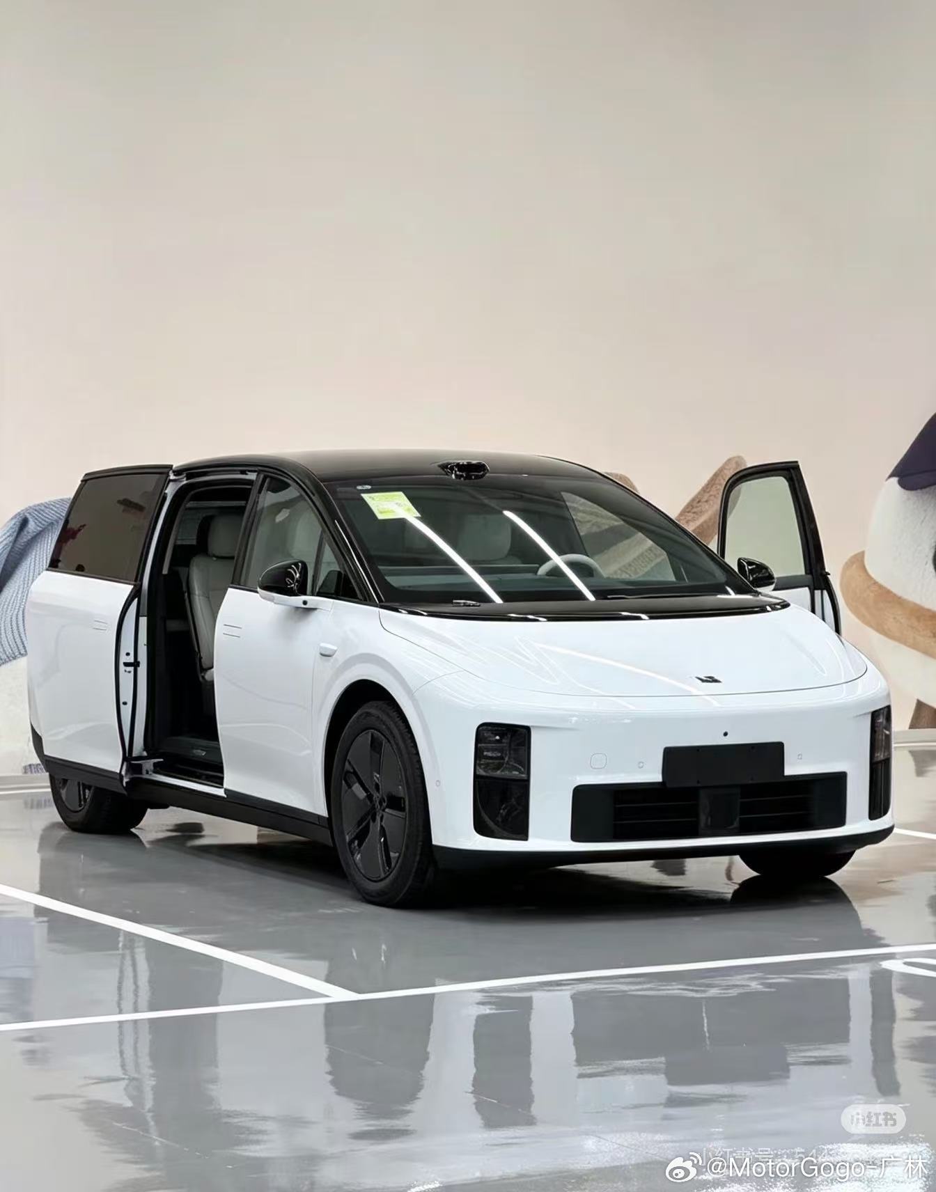 怎么说呢，这确实有点搭大v聊车