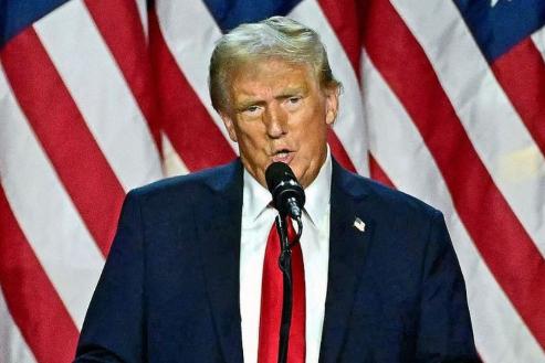 特朗普给中国两条路，中国一条都不选！新加坡专家：美国敢拦它家，却绝不敢拦中国油轮