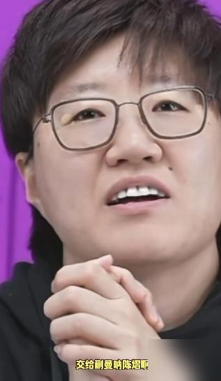 2026WTT重庆冠军赛女单1/4决赛，蒯曼带腿伤干翻了孙颖莎。
4-2逆转，