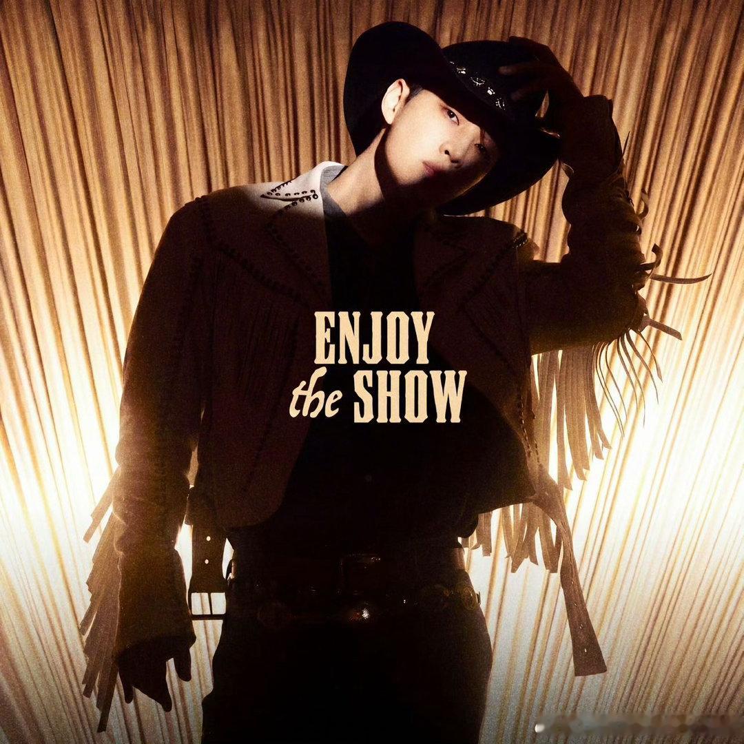 刘宪华首次世巡演唱会 出道18年终于等来首次世界巡演，澳门站6月23日开启预售。