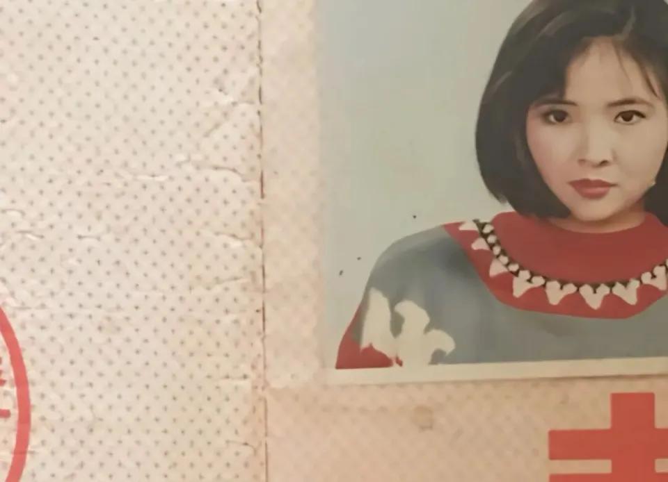 好好爱自己！56岁“恋爱脑”阿姨发现丈夫13年婚外情哭瞎右眼，离婚后10年游43