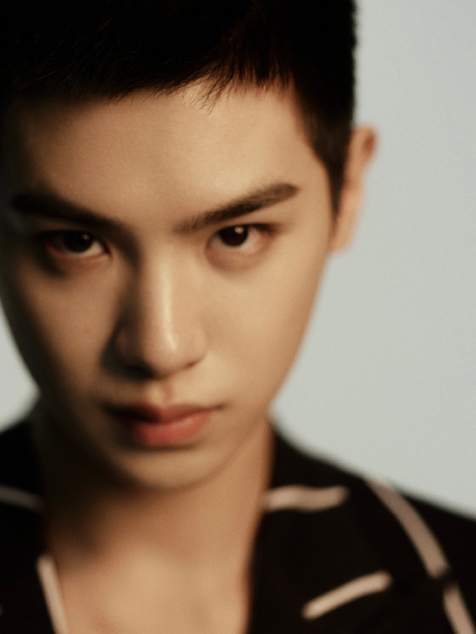 黄明昊、黄俊捷#北京国际电影节#出图你更期待哪位帅哥的红毯[哇][哇][哇] ​