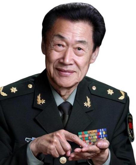 1964年，钱学森在研发东风2号导弹时，发现射程不够，几乎所有人都建议要多加助燃