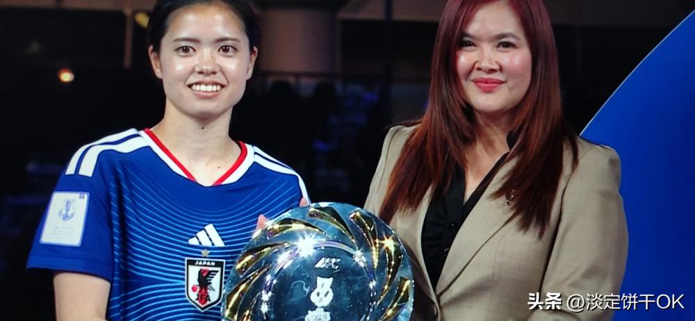 女足亚洲杯这MVP颁得真邪门！冠军日本队6场狂轰29球，金靴射手就在队里，最后大